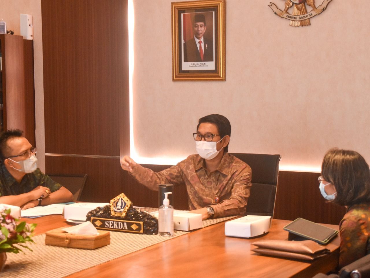 podiumnews.com-Sekda Badung Pimpin Rapat Terkait APBDes TA.2022